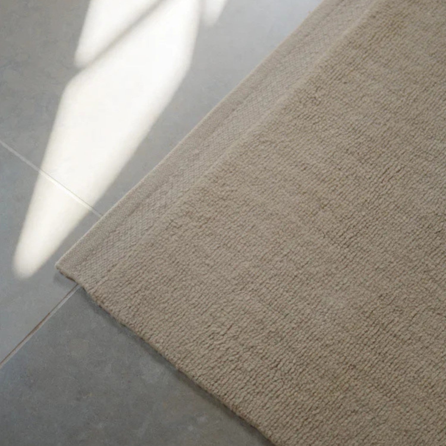 HUSHED FRAME - Rug