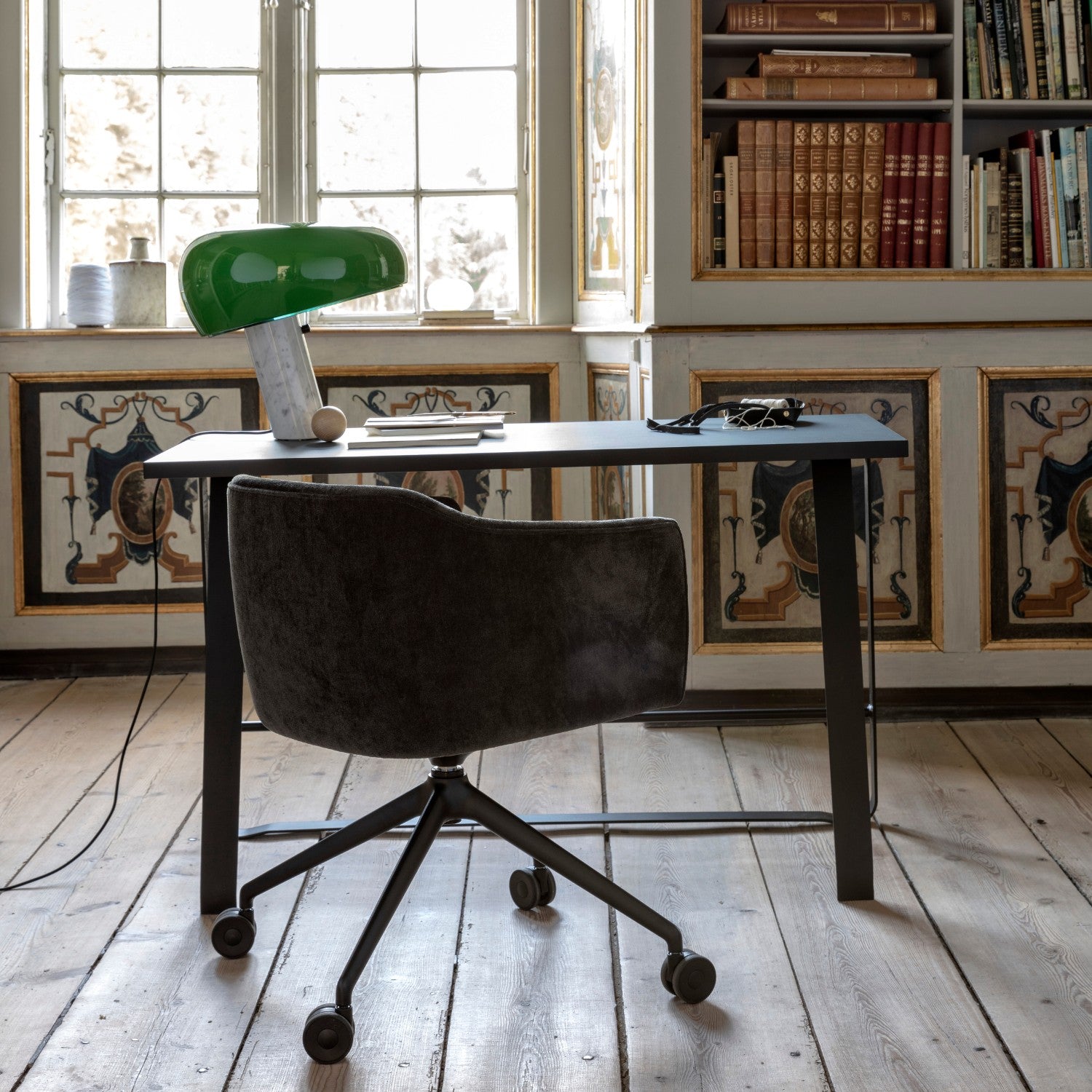 HEMINGWAY - Desk