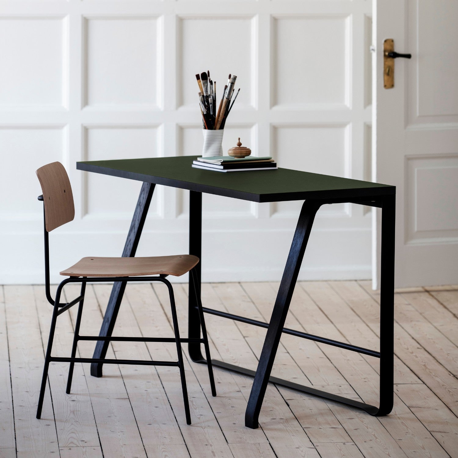 HEMINGWAY - Desk