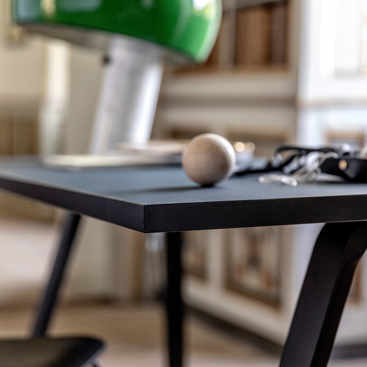 HEMINGWAY - Desk