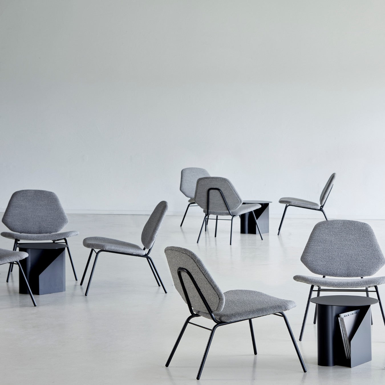 SENTRUM - Beistelltisch